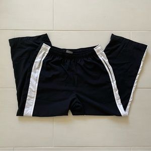 Nike Women's Small (4-6) Pants